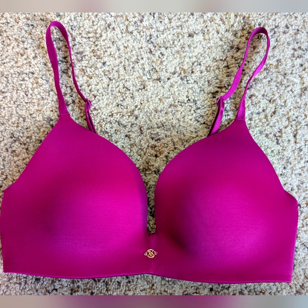 Victoria's Secret So Obsessed Wireless Push-up Bra 32D